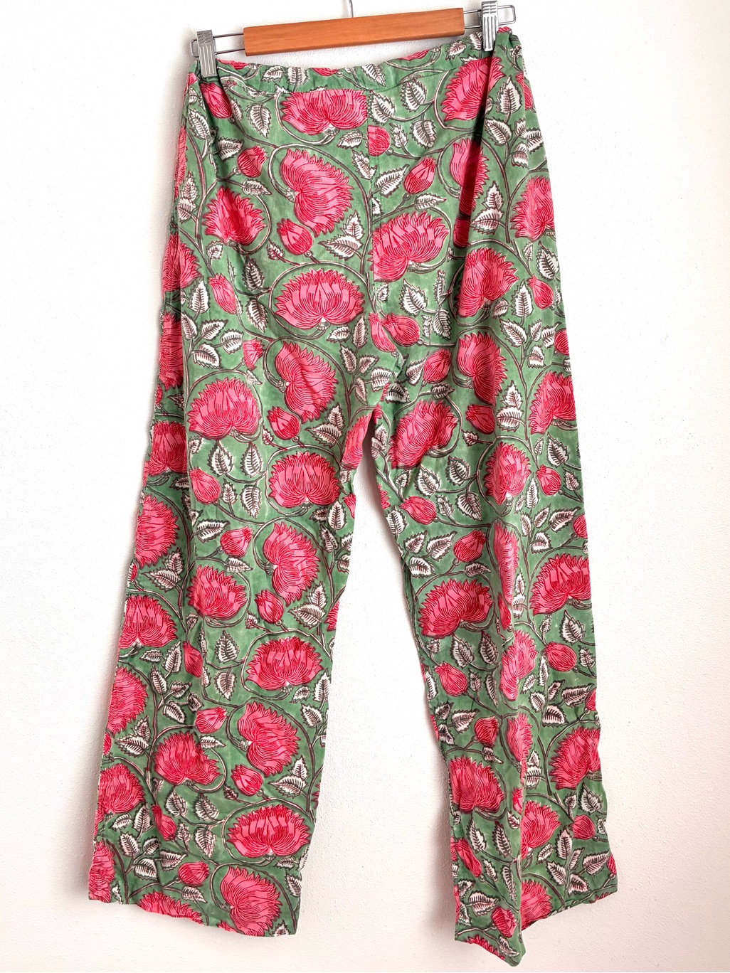 Pax Philomena Francis Floral 100% Cotton Lounge Pants (M) — image 4 of 8